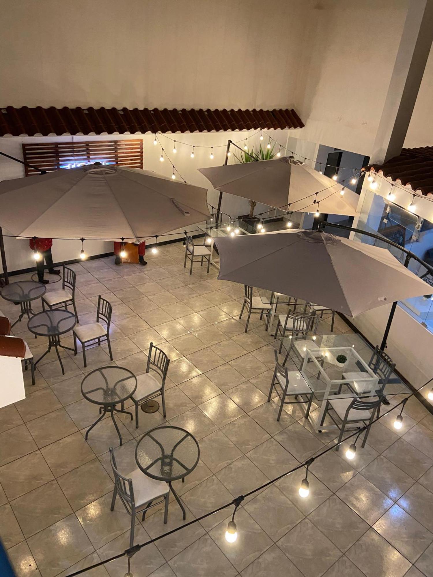 Hotel Venture Chincha Alta Buitenkant foto