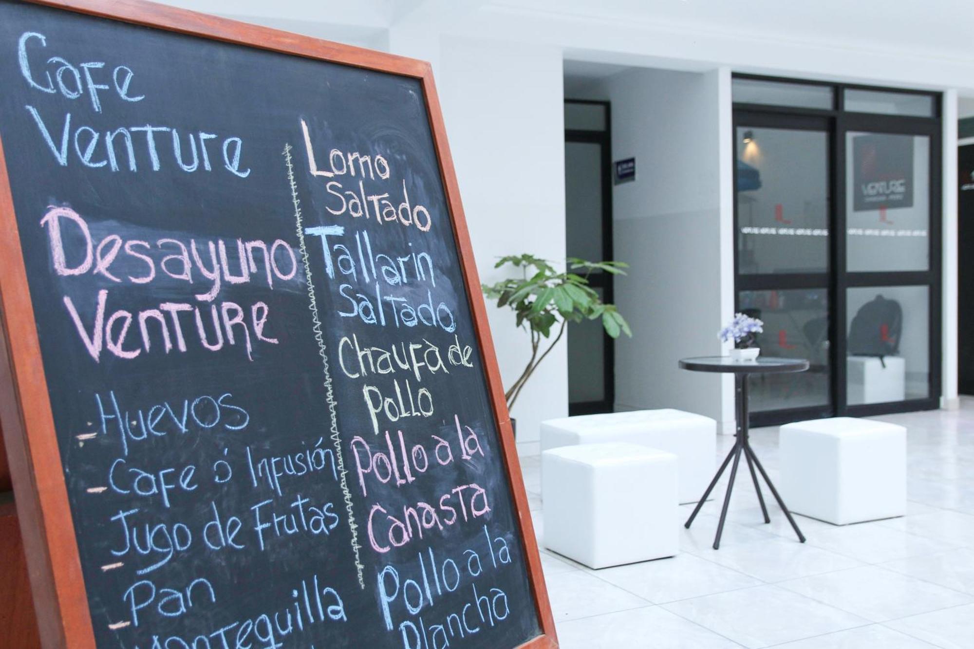 Hotel Venture Chincha Alta Buitenkant foto